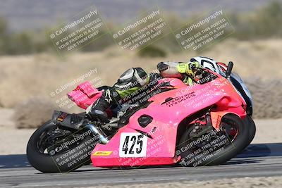 media/Dec-06-2025-CVMA (Sat) [[4a896cc04c]]/Race 4-Formula Middleweight/